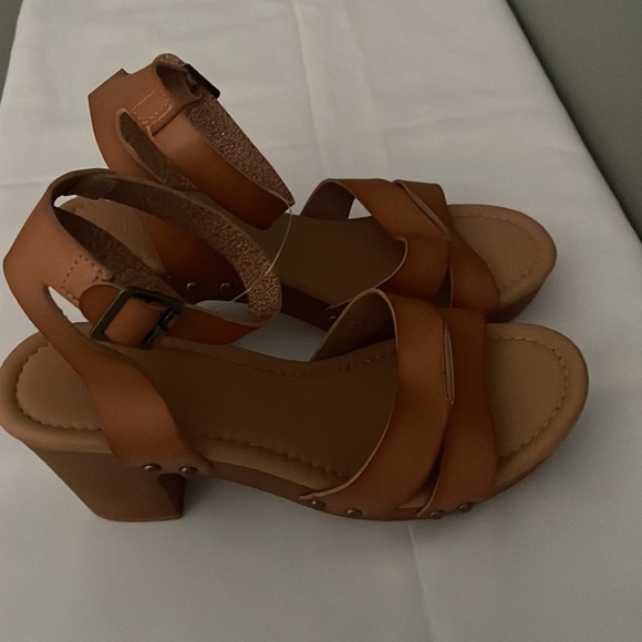 Cushionaire sandals - Picture 3 of 5